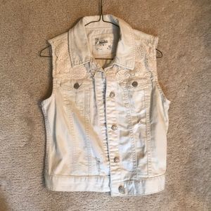 sleeveless jean jacket